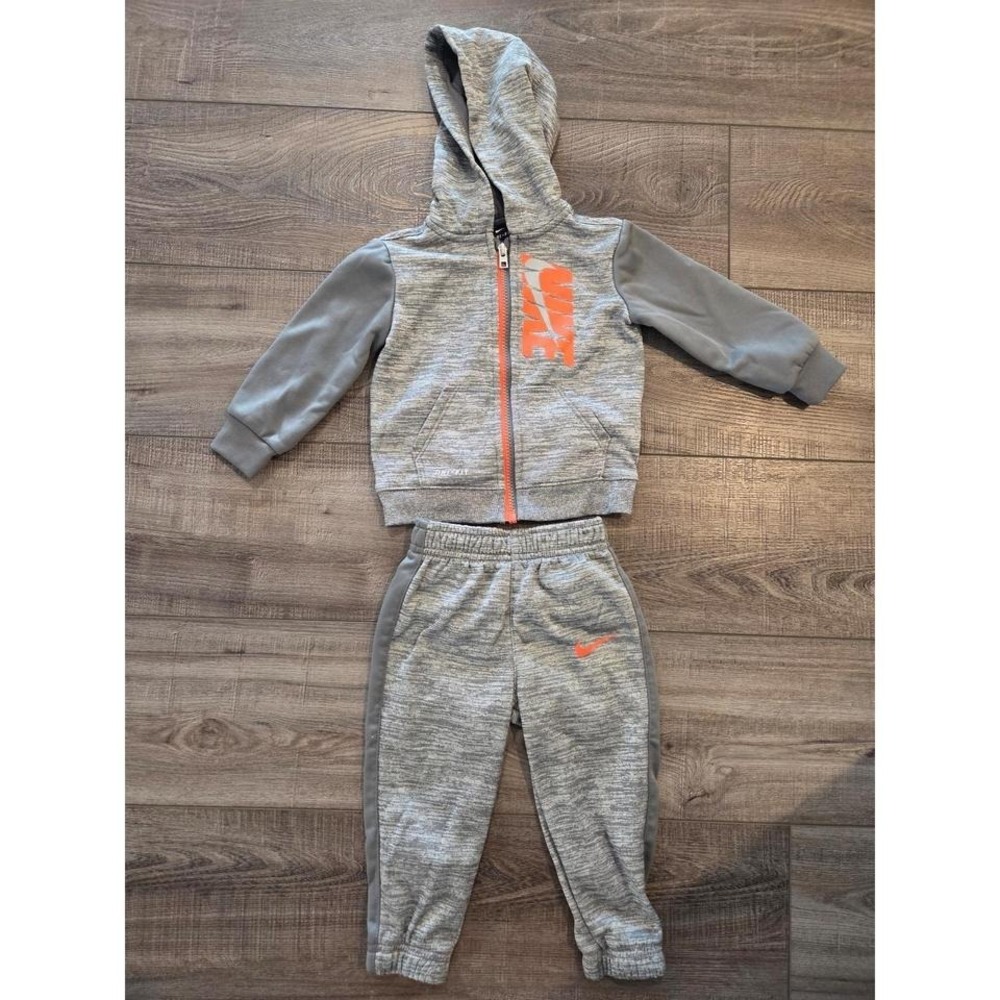 Nike baby boy outfit 18 mos